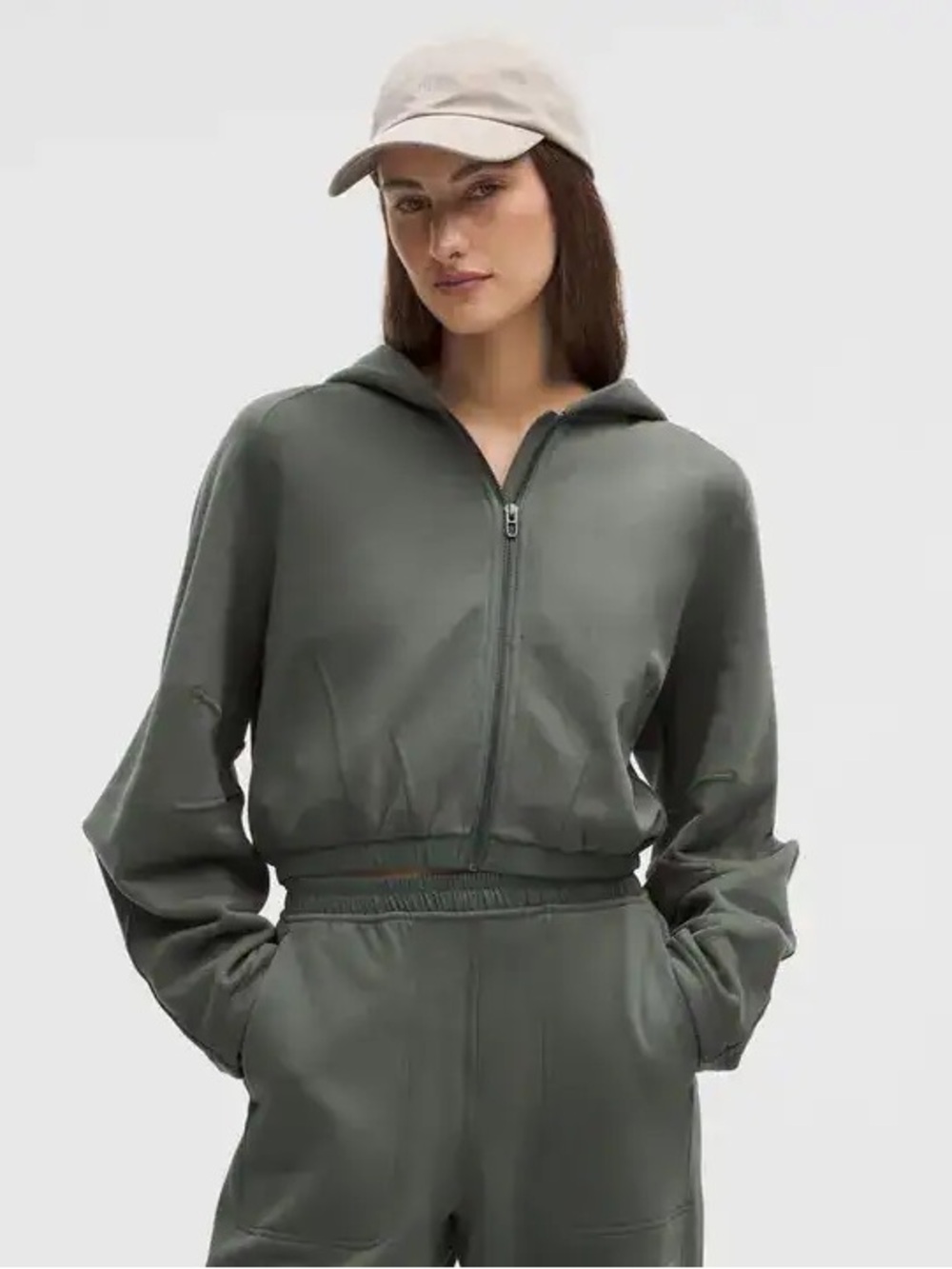 LIKE NEW Lululemon Loungeful Relaxed Full Zip Crop Hoodie
Palm Deco Size Large